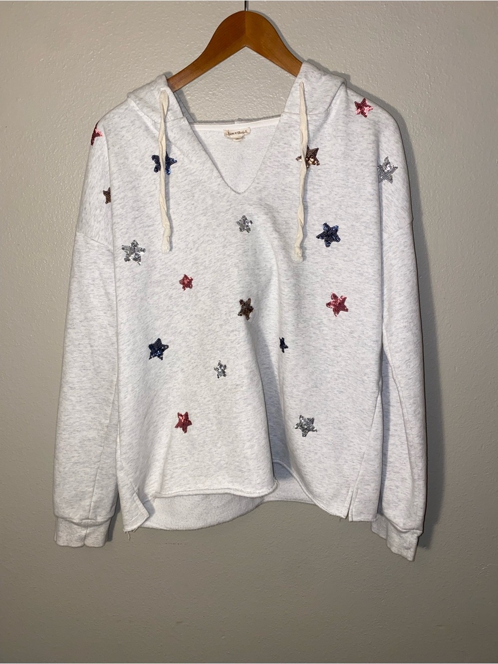 Hem & Thread Gray/Cream Sequin Star Crop Hoodie V-Neck Sweatshirt Large Cozy